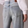 Jeans retos dos anos 90 Jeans retos dos anos 90