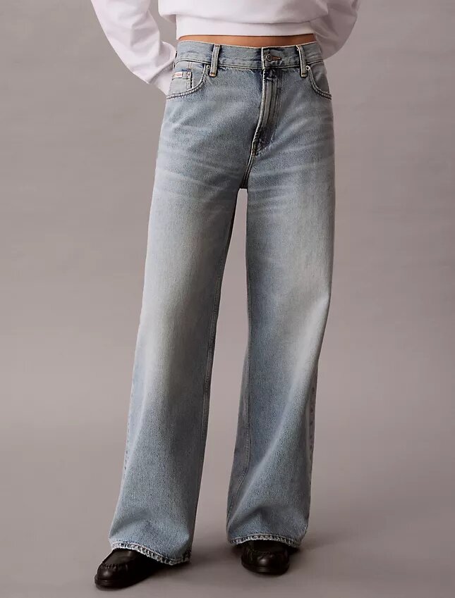 Jeans retos dos anos 90 Jeans retos dos anos 90