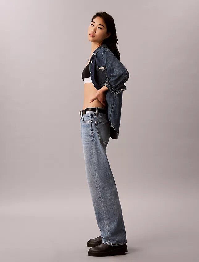Jeans retos dos anos 90 Jeans retos dos anos 90