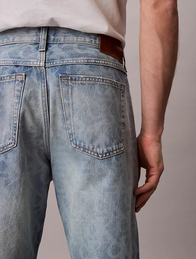 Jeans retos dos anos 90 Jeans retos dos anos 90