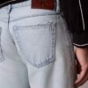 Jeans retos dos anos 90 Jeans retos dos anos 90