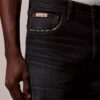 Jeans retos dos anos 90 Jeans retos dos anos 90