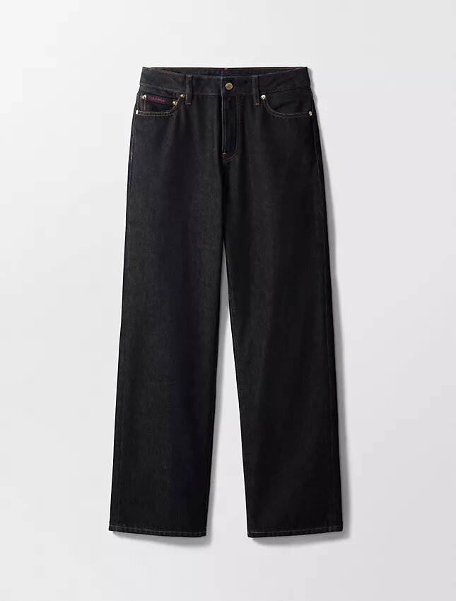 Jeans retos dos anos 90 para o Ano Novo Lunar Jeans retos dos anos 90 para o Ano Novo Lunar