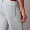 Jeans retos e leves dos anos 90 Jeans retos e leves dos anos 90
