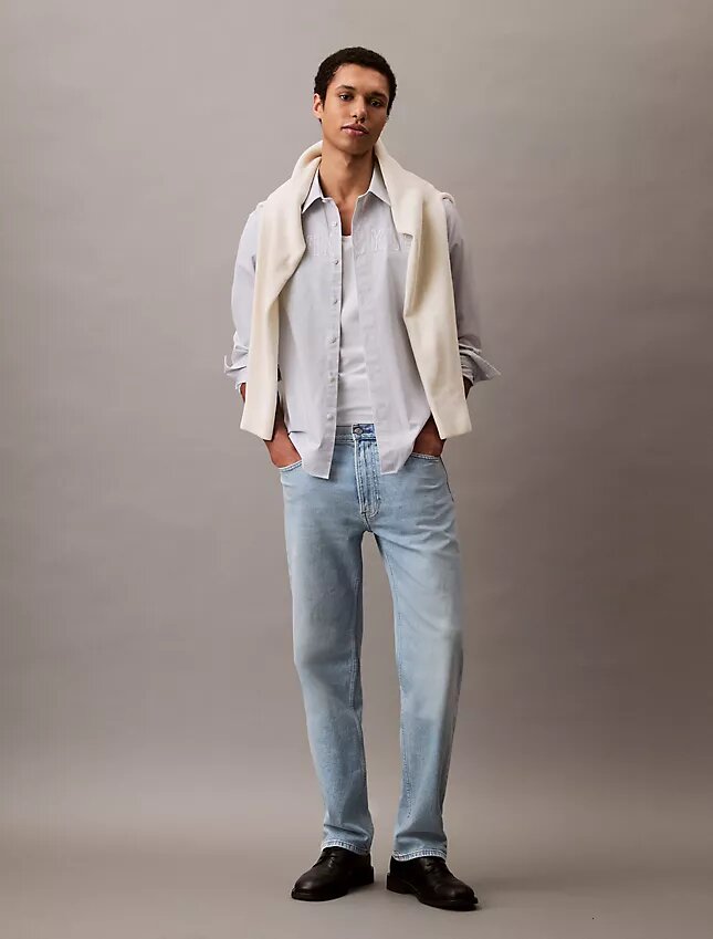 Jeans retos padrão Jeans retos padrão