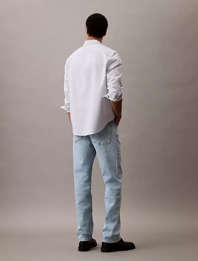 Jeans retos padrão Jeans retos padrão