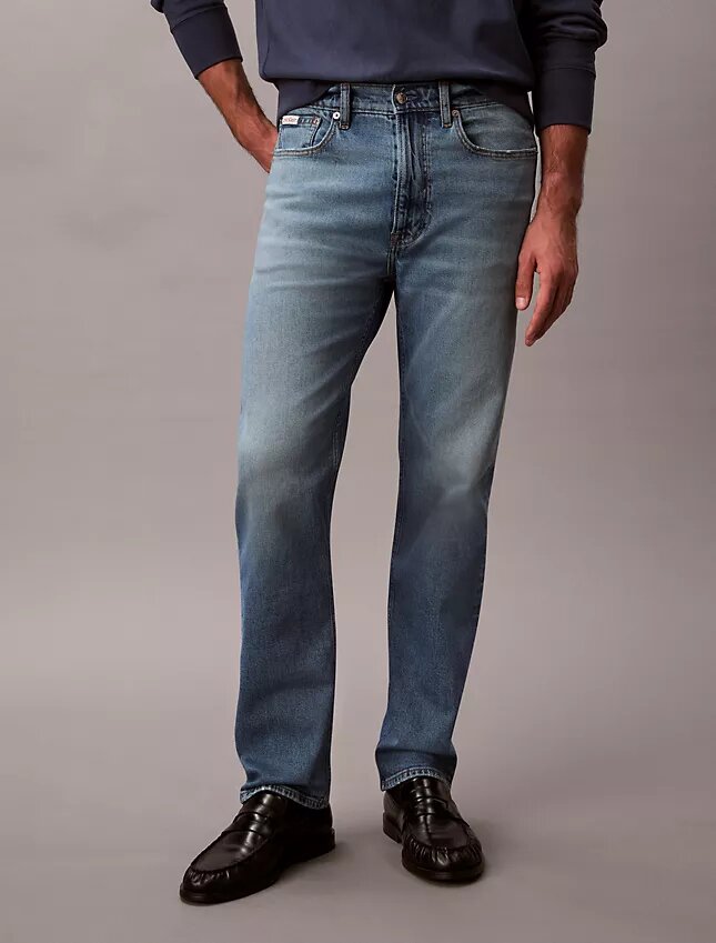Jeans retos padrão Jeans retos padrão