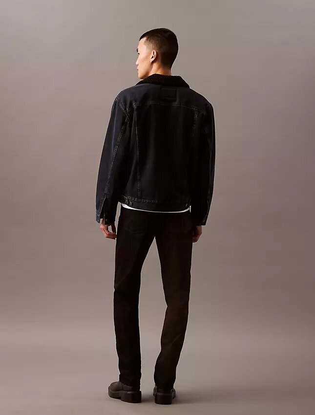 Jeans retos padrão Jeans retos padrão
