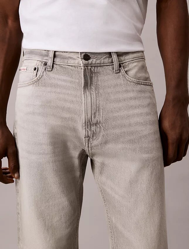 Jeans retos padrão Jeans retos padrão