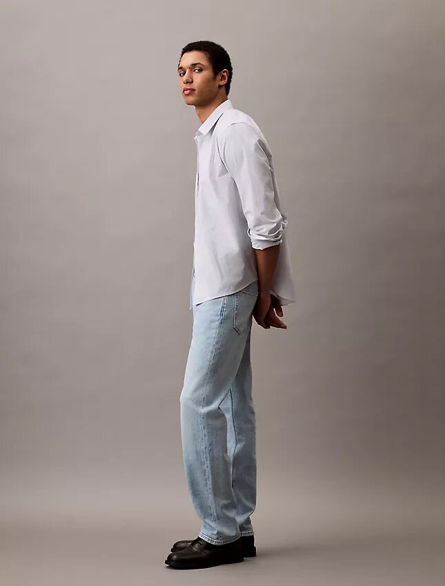 Jeans retos padrão Jeans retos padrão