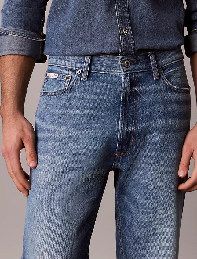 Jeans retos padrão Jeans retos padrão