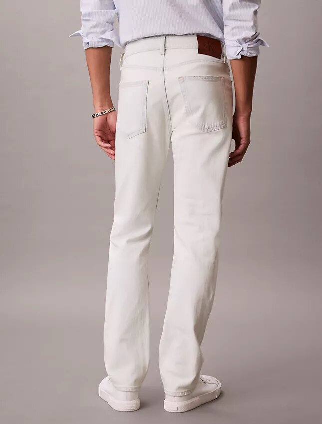 Jeans retos padrão Jeans retos padrão