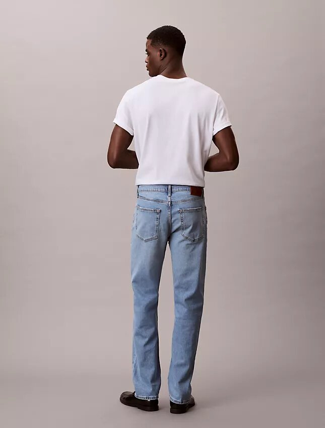 Jeans retos padrão Jeans retos padrão