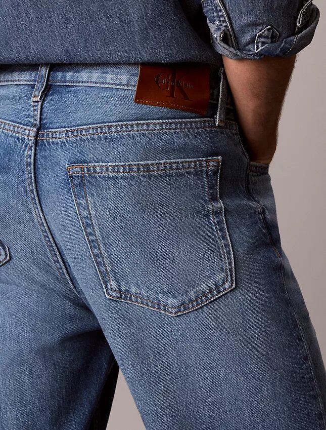 Jeans retos padrão Jeans retos padrão