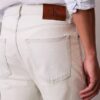 Jeans retos padrão Jeans retos padrão
