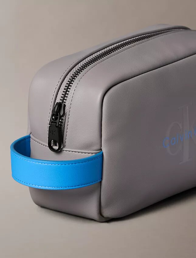 Kit de higiene pessoal Monologo com relevo Kit de higiene pessoal Monologo com relevo