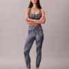 Leggings de cintura alta com 7/8 e estampado desportivo moderno Leggings de cintura alta com 7/8 e estampado desportivo moderno