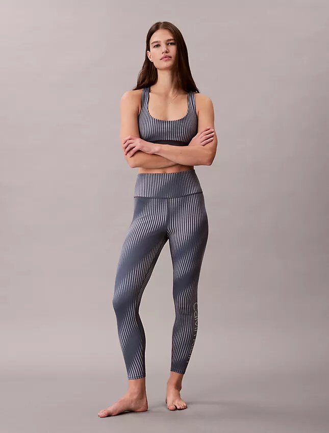 Leggings de cintura alta com 7/8 e estampado desportivo moderno Leggings de cintura alta com 7/8 e estampado desportivo moderno