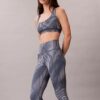 Leggings de cintura alta com 7/8 e estampado desportivo moderno Leggings de cintura alta com 7/8 e estampado desportivo moderno