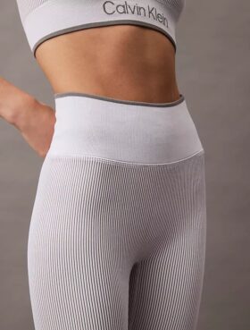 Leggings desportivas com canelado