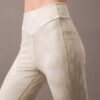 Leggings desportivas elásticas e macias de comprimento 7/8 Leggings desportivas elásticas e macias de comprimento 7/8