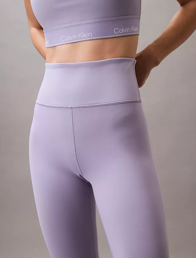 Leggings desportivas modernas de cintura alta e comprimento 7/8 Leggings desportivas modernas de cintura alta e comprimento 7/8