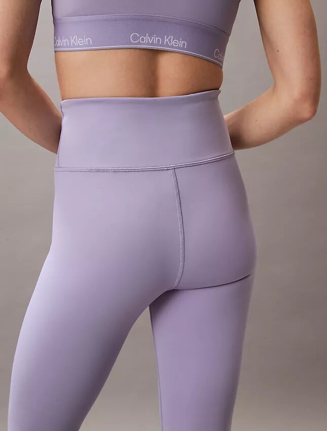 Leggings desportivas modernas de cintura alta e comprimento 7/8 Leggings desportivas modernas de cintura alta e comprimento 7/8