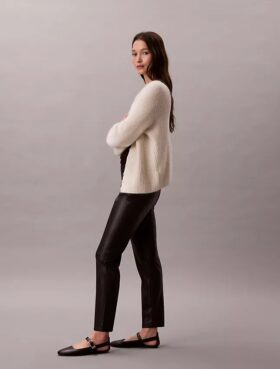 Leggings em imitação de couro