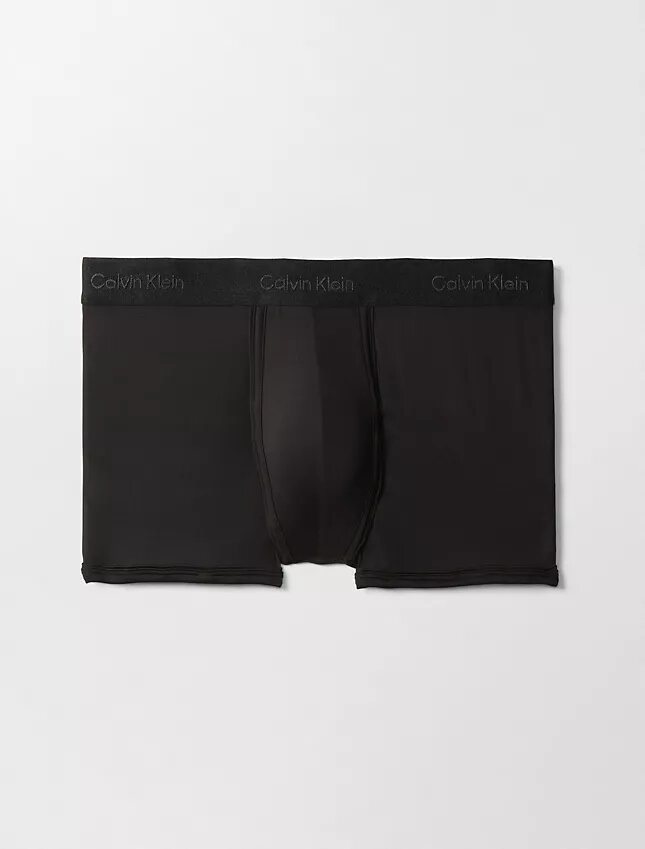 Low Rise Trunk para o Ano Novo Lunar Low Rise Trunk para o Ano Novo Lunar