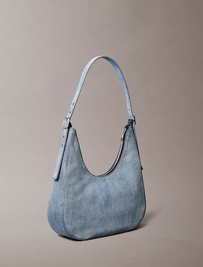 Mala a tiracolo em Denim com logótipo em forma de meia-lua Mala a tiracolo em Denim com logótipo em forma de meia-lua