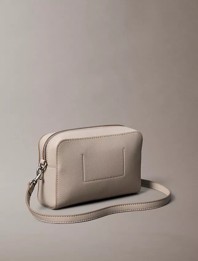 Mala a tiracolo minimalista para telemóvel com Monogram Mala a tiracolo minimalista para telemóvel com Monogram