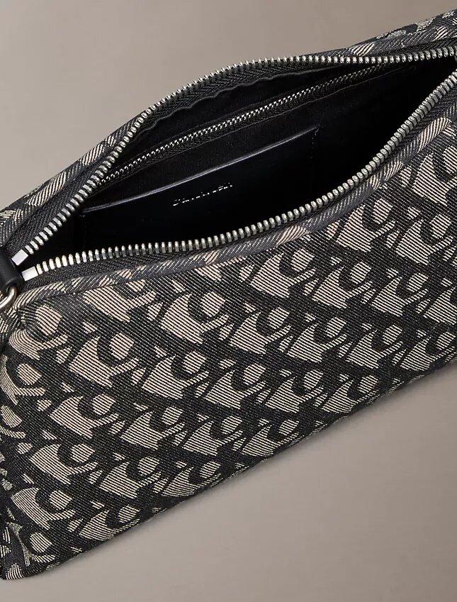 Mala de ombro com logótipo Monogram plissado Mala de ombro com logótipo Monogram plissado
