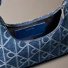 Mala de ombro de Denim com logótipo em todo o tecido