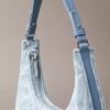 Mala de ombro de Denim com logótipo em todo o tecido Mala de ombro de Denim com logótipo em todo o tecido