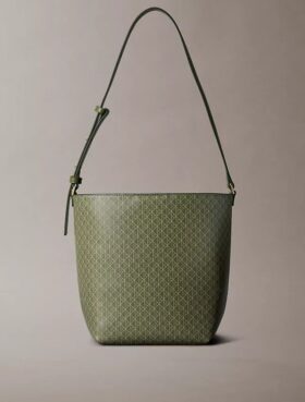 Mala tipo balde com logótipo em todo o corpo e bolsa