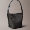 Mala tipo balde com logótipo em todo o corpo e bolsa Mala tipo balde com logótipo em todo o corpo e bolsa