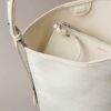Mala tipo balde com logótipo em todo o corpo e bolsa Mala tipo balde com logótipo em todo o corpo e bolsa