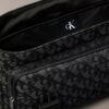 Mala tipo mensageiro com Monogram em toda a superfície Mala tipo mensageiro com Monogram em toda a superfície
