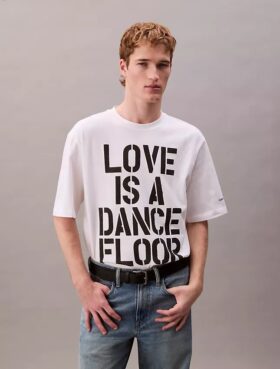 Marc Hundley Pride Love is a Dance Floor Camiseta Descontraída