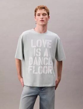 Marc Hundley Pride Love is a Dance Floor Camiseta Descontraída