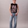 Marc Hundley Pride Viva Love Camisola sem mangas de corte descontraído Marc Hundley Pride Viva Love Camisola sem mangas de corte descontraído
