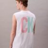 Marc Hundley Pride Viva Love Camisola sem mangas de corte descontraído Marc Hundley Pride Viva Love Camisola sem mangas de corte descontraído