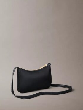 Mini-bolsa com Monogram arrojado