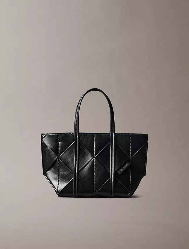 Mini-bolsa tipo tote com alça transversal Mini-bolsa tipo tote com alça transversal
