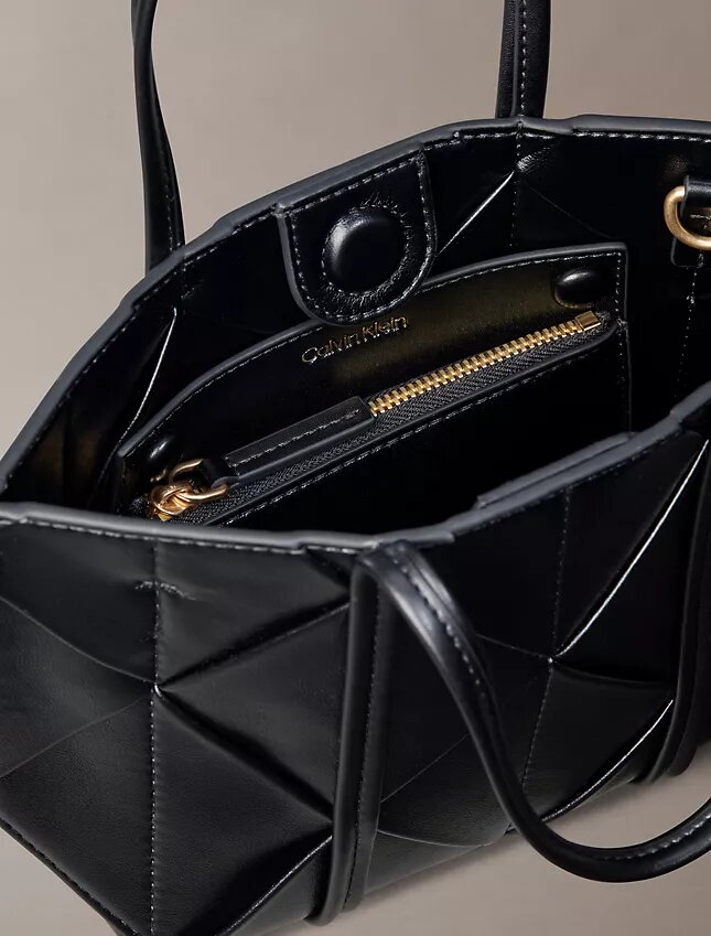 Mini-bolsa tipo tote com alça transversal Mini-bolsa tipo tote com alça transversal