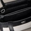 Mini-bolsa transversal em lona Monogram Mini-bolsa transversal em lona Monogram
