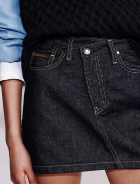 Mini-saia de Denim com cintura assimétrica