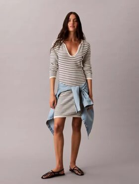 Mini-vestido com canelado às riscas