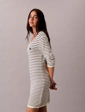 Mini-vestido com canelado às riscas