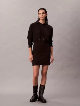 Mini-vestido com capuz